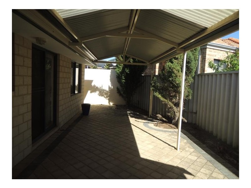 16 Santarosa Way, Stirling WA 6021