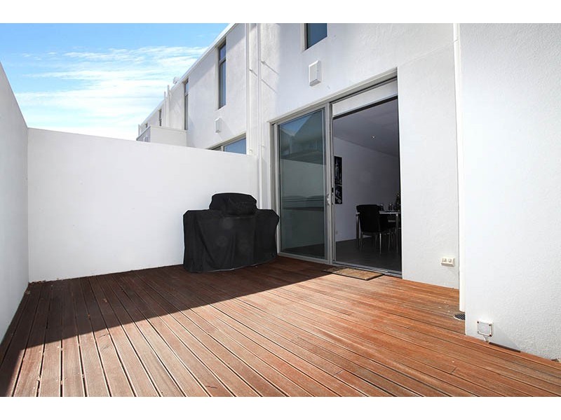 2/183 Roberts Road, Subiaco WA 6008