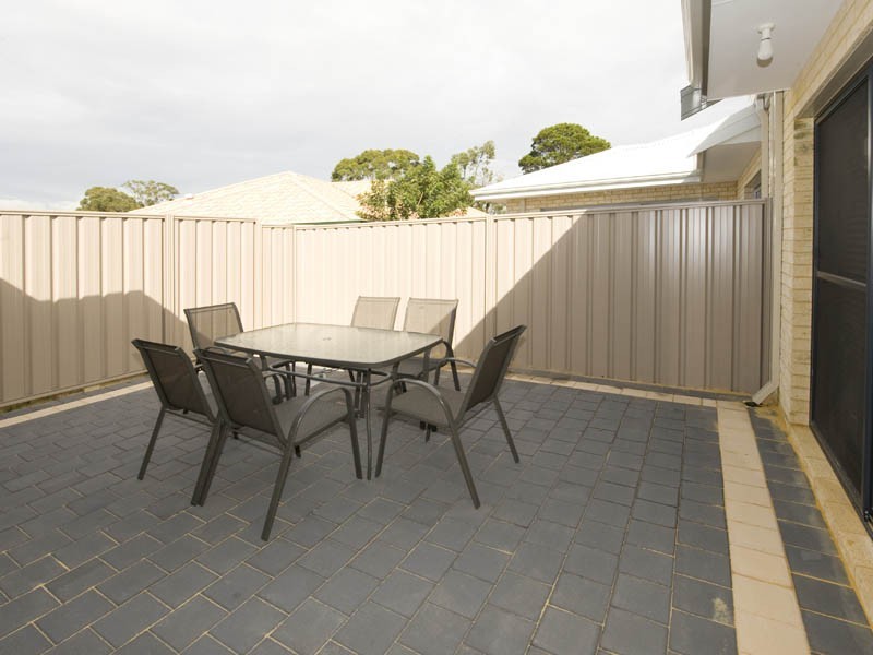 2/22 Behan Street, Bentley WA 6102