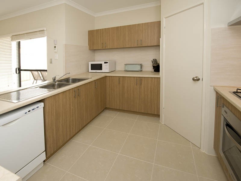 2/22 Behan Street, Bentley WA 6102