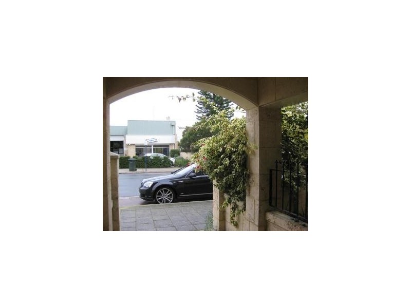 2/26 Kensington Street, East Perth WA 6004