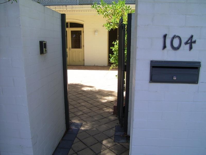 104 Denis Street, Subiaco WA 6008