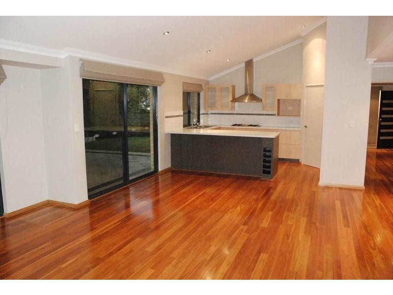 16a Caple Street, Willagee WA 6156