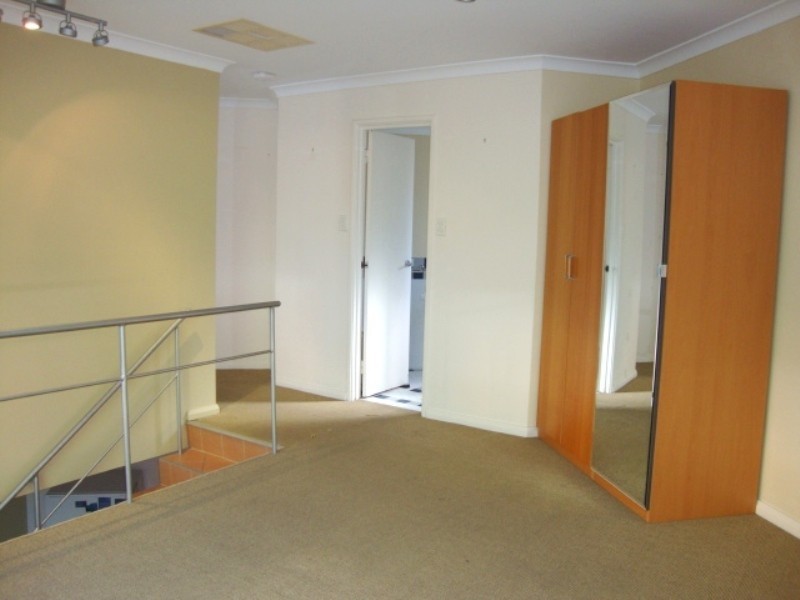 2/2 Court Place, Subiaco WA 6008