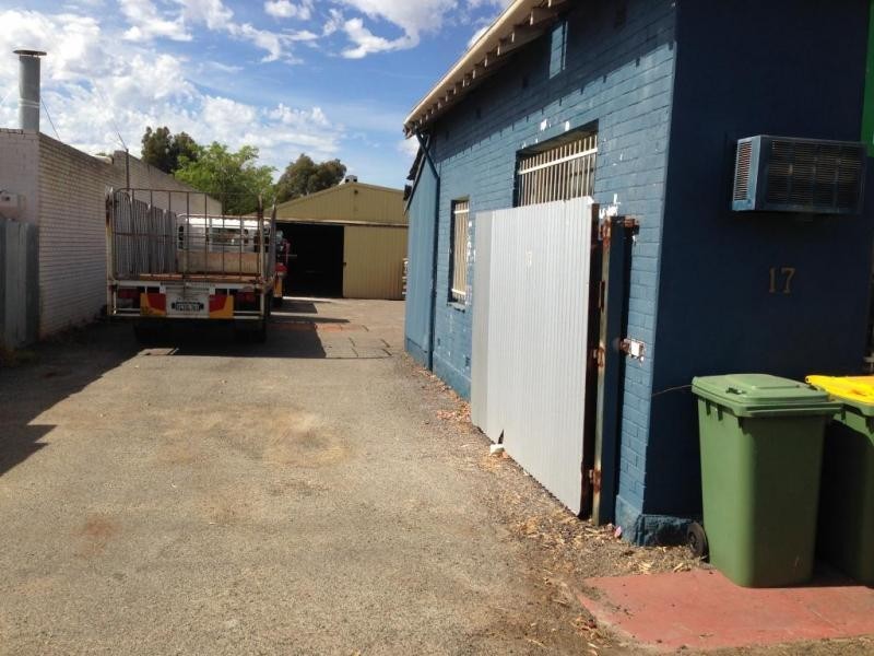 17 Belmont Avenue, Belmont WA 6104