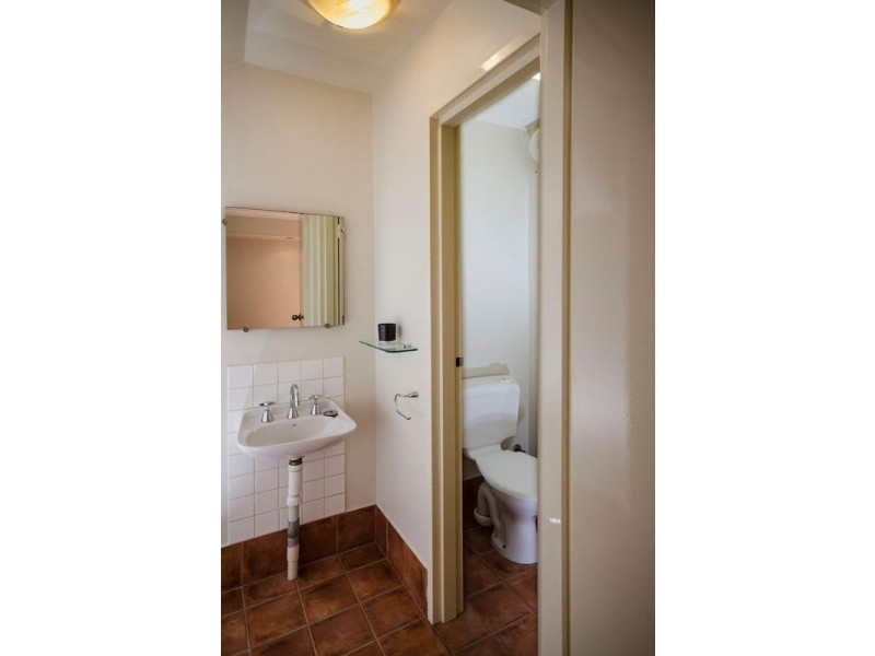 4/374 Canning Highway, Como WA 6152