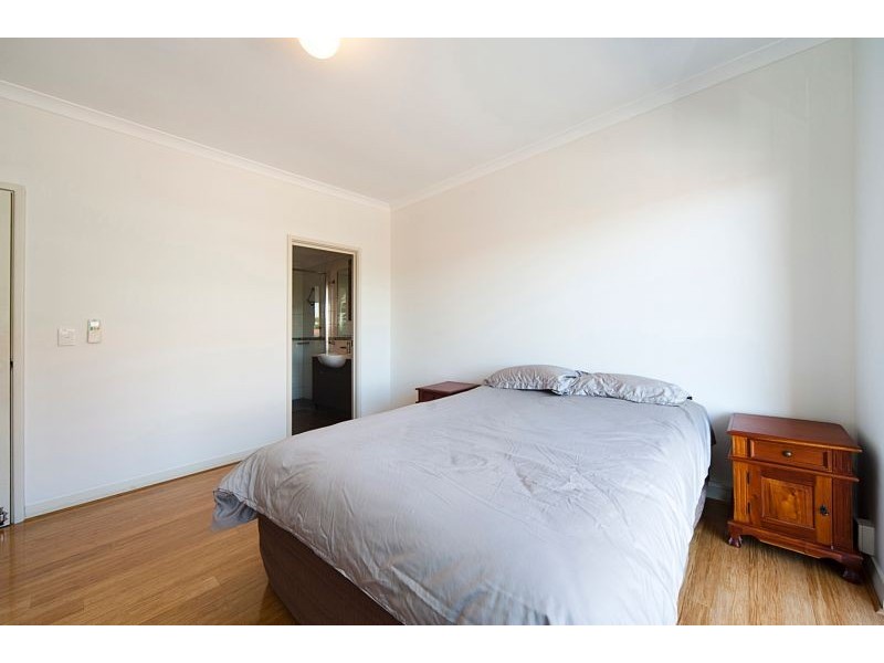 2/360 Cambridge Street, Wembley WA 6014