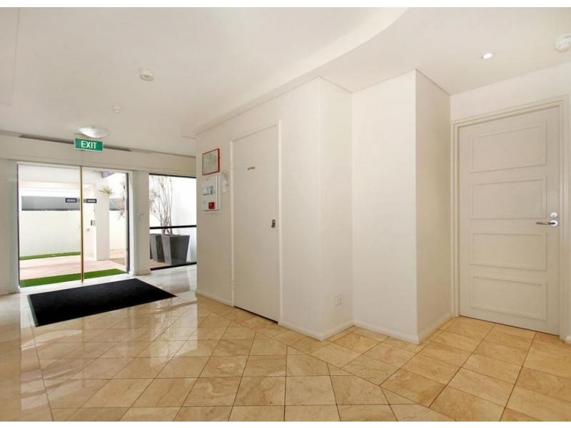 3/2 Colin Street, West Perth WA 6005