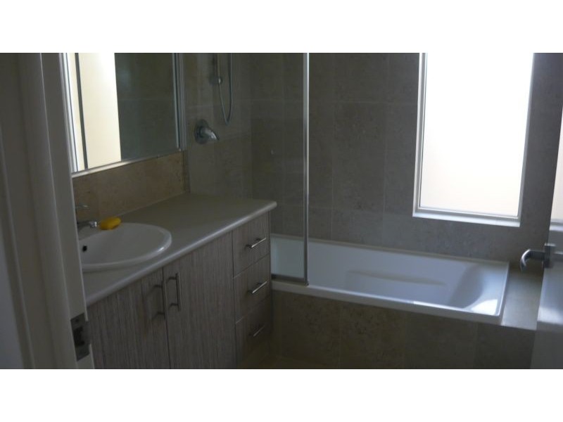 16b Dumond Street, Bentley WA 6102