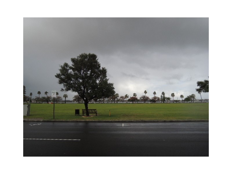 9/126 Terrace Road, Perth WA 6000