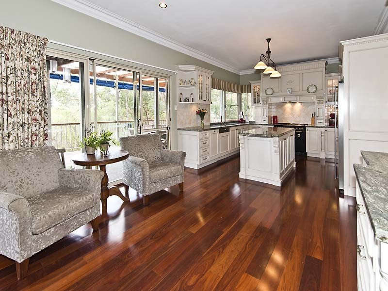 23 Lowannaa Road, Martin WA 6110