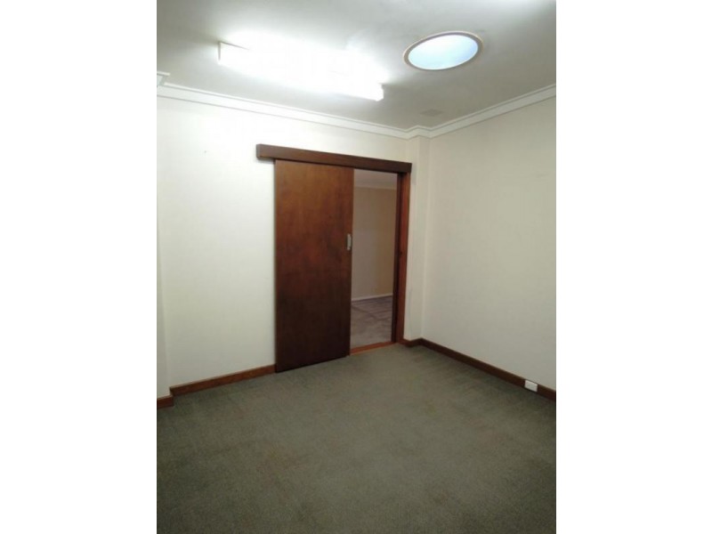 Front/House 16 Caple Street, Willagee WA 6156