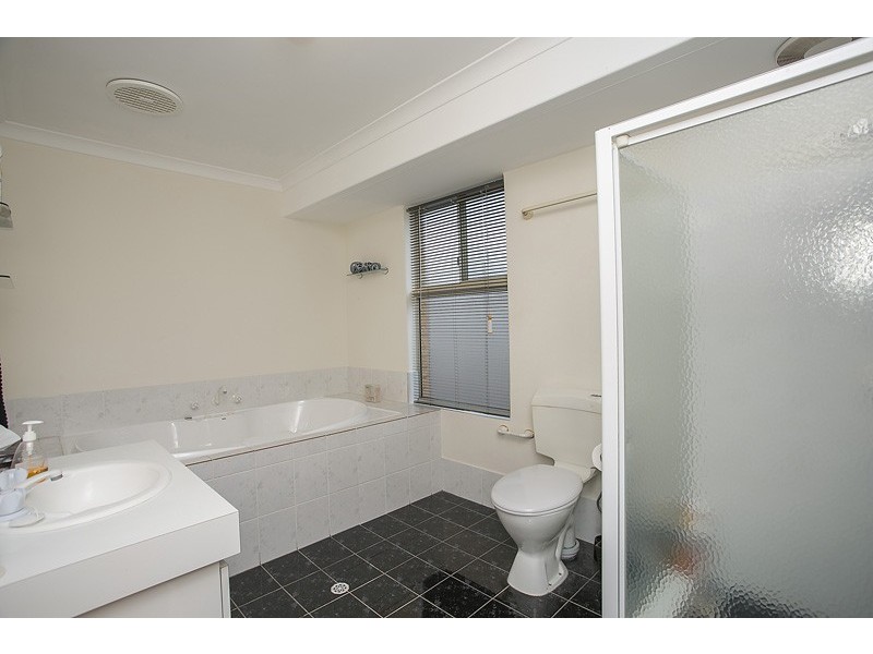 9 Hazlett Place, Waikiki WA 6169