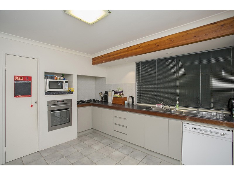 9 Hazlett Place, Waikiki WA 6169