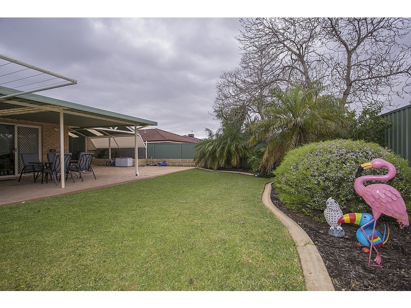 9 Hazlett Place, Waikiki WA 6169