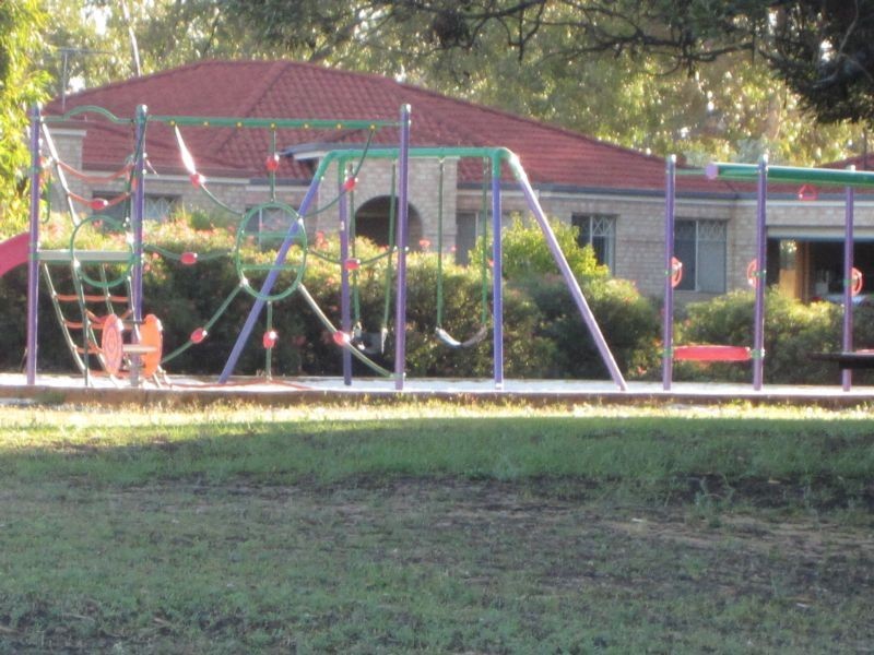 28 St Anthony Drive, Stirling WA 6021