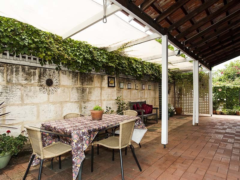 59 Simper Street, Wembley WA 6014