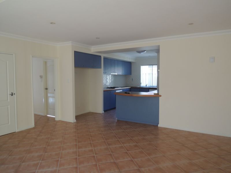 16 Santarosa Way, Stirling WA 6021