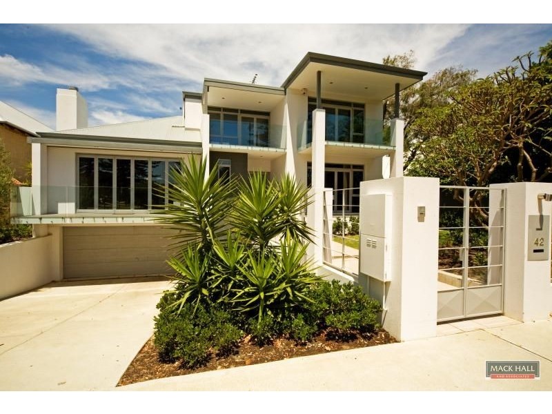 42 Broome Street, Cottesloe WA 6011