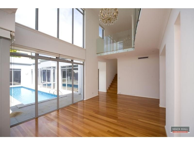 42 Broome Street, Cottesloe WA 6011