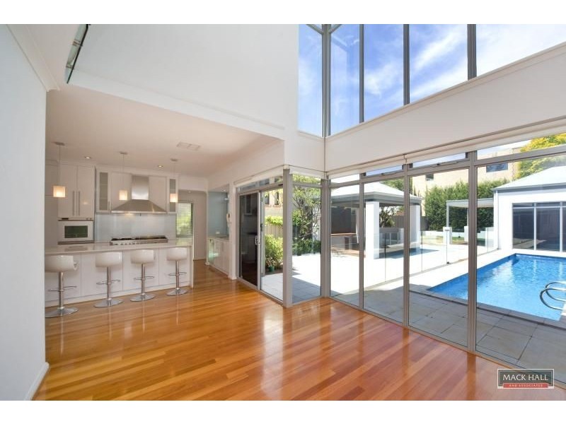 42 Broome Street, Cottesloe WA 6011