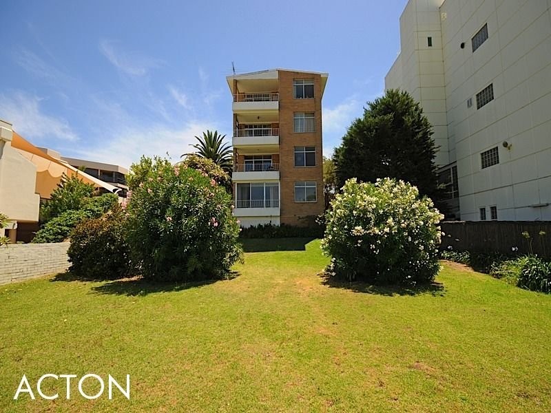 9/18 The Avenue, Crawley WA 6009