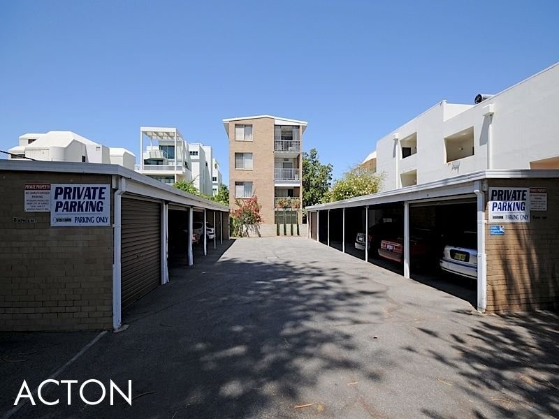 9/18 The Avenue, Crawley WA 6009