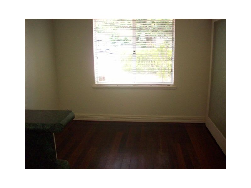 33 Colin Street, Dalkeith WA 6009