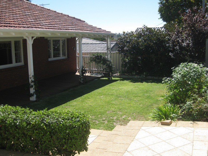 68 Monument Street, Mosman Park WA 6012