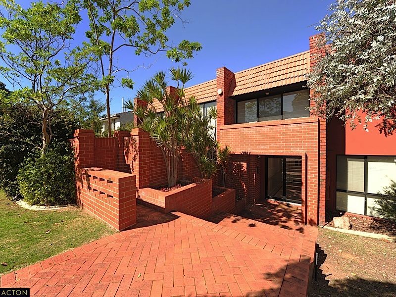 8/2 St Leonards Street, Mosman Park WA 6012