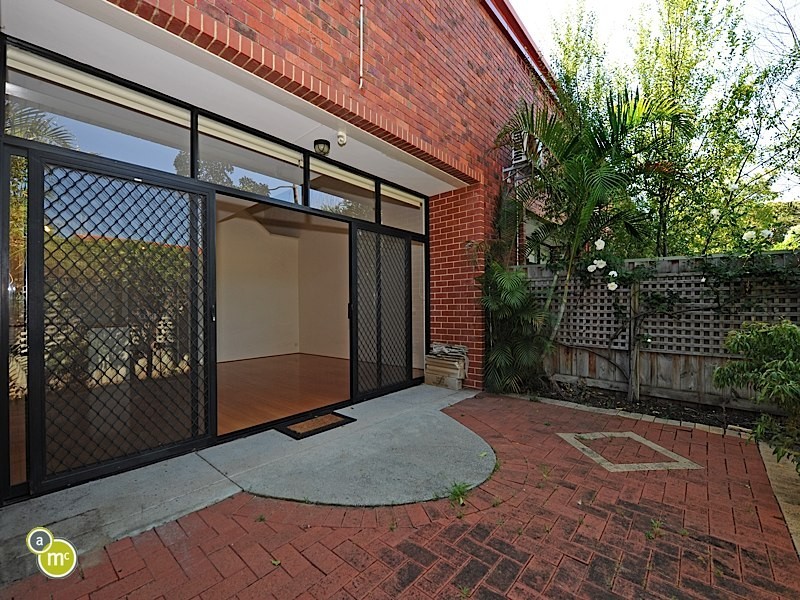 8/2 St Leonards Street, Mosman Park WA 6012