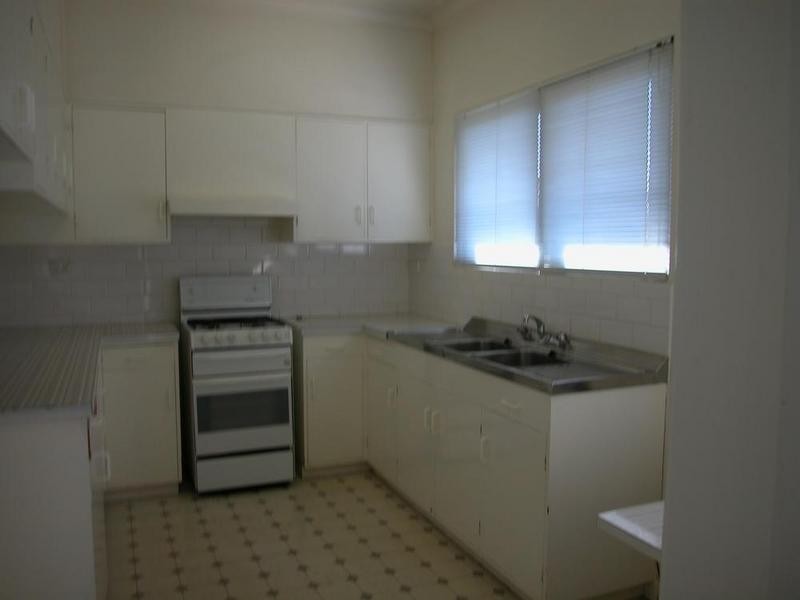 1/2 Freshwater Parade, Claremont WA 6010