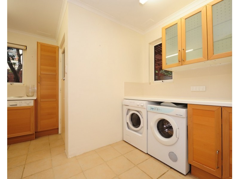 9/17 Victoria Avenue, Claremont WA 6010