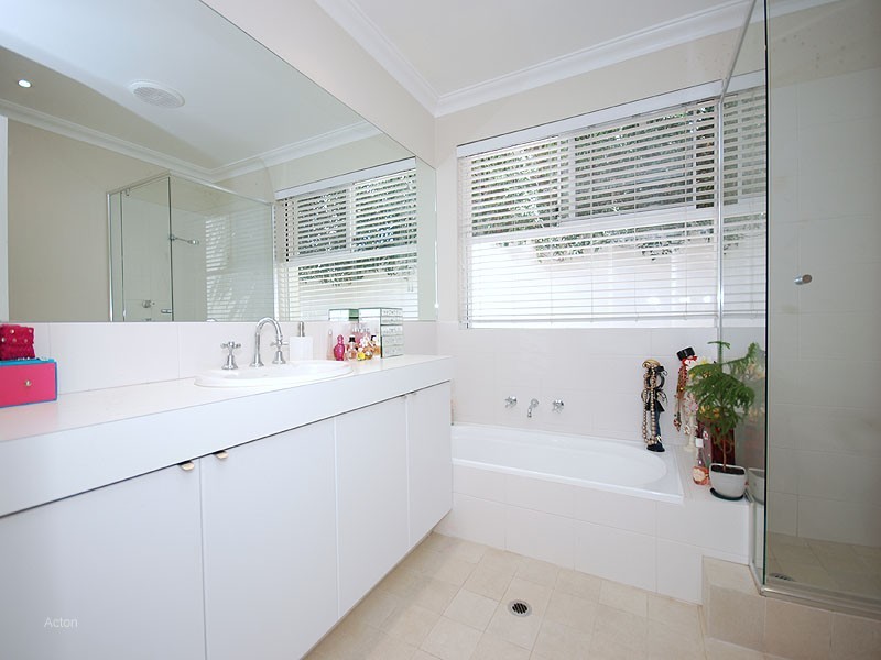 16A Rosser Street, Cottesloe WA 6011