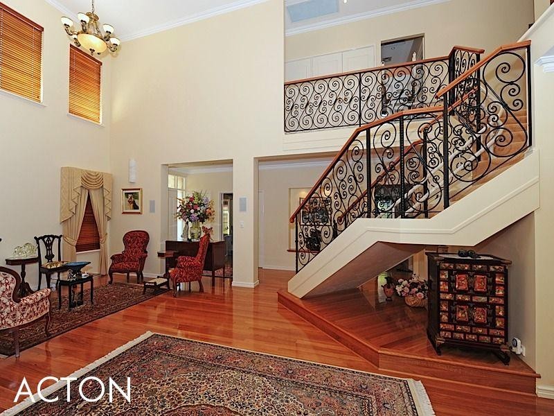 46 Gallop Road, Dalkeith WA 6009