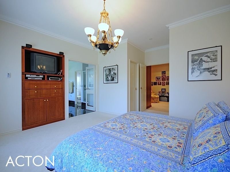 46 Gallop Road, Dalkeith WA 6009