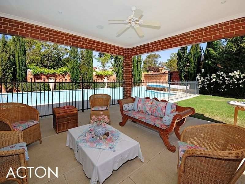 46 Gallop Road, Dalkeith WA 6009