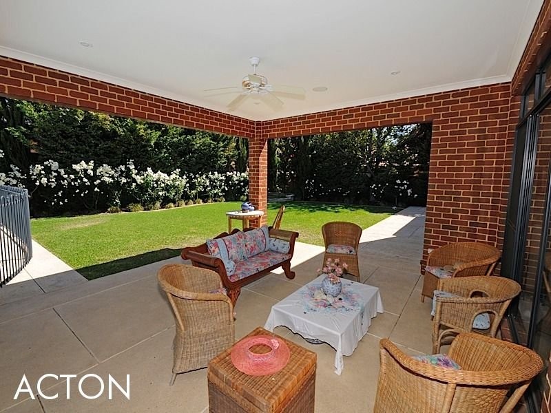 46 Gallop Road, Dalkeith WA 6009