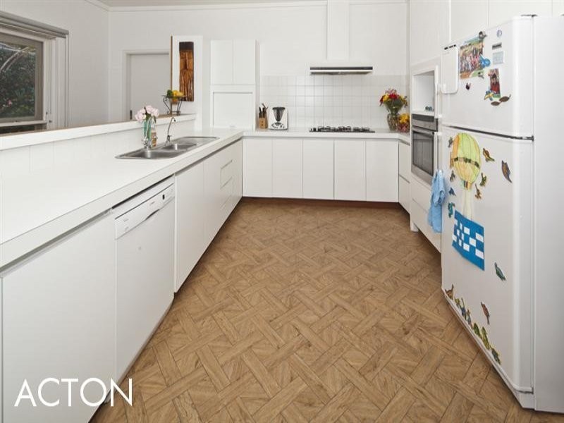 10 Joyce Street, Dalkeith WA 6009