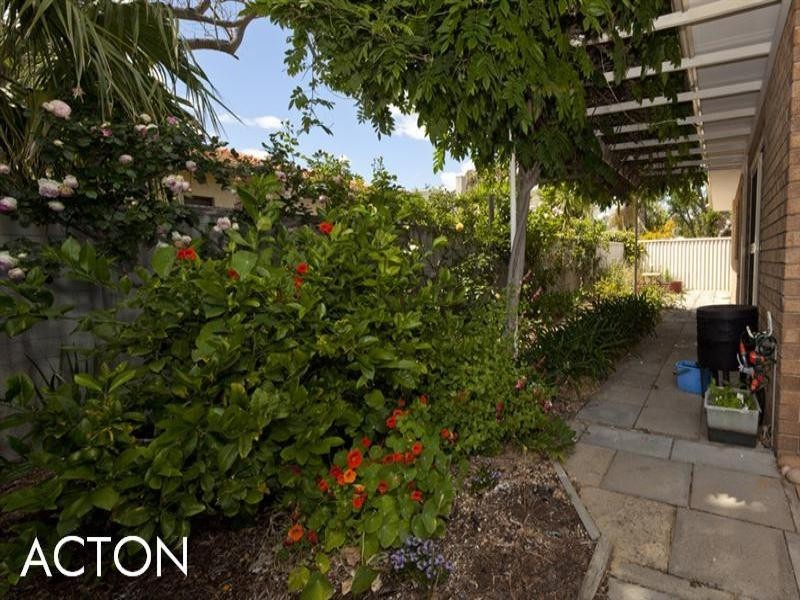 10 Joyce Street, Dalkeith WA 6009