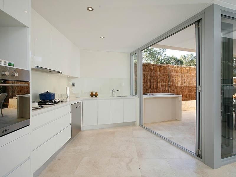 2B Queenslea Drive, Claremont WA 6010