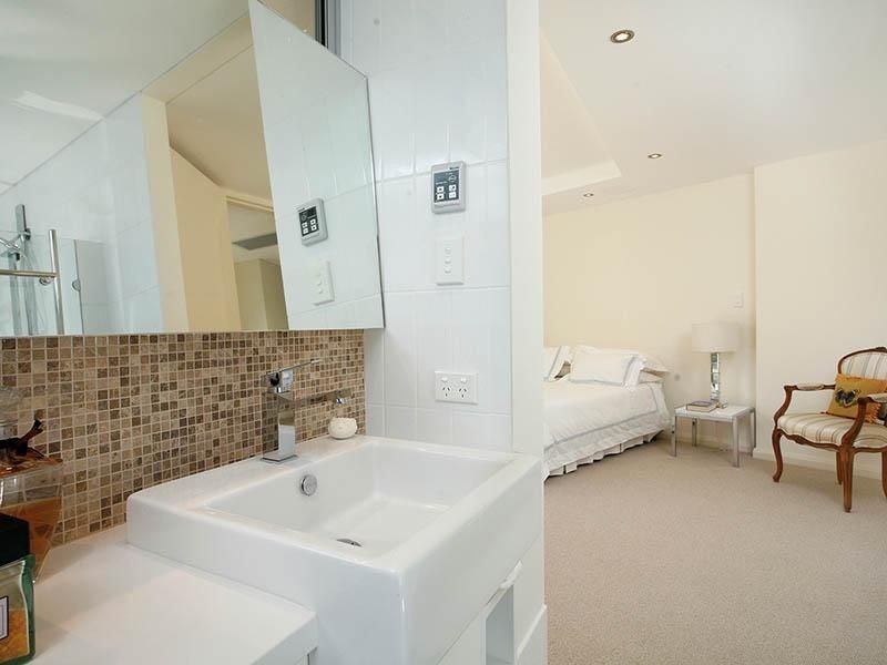 2B Queenslea Drive, Claremont WA 6010