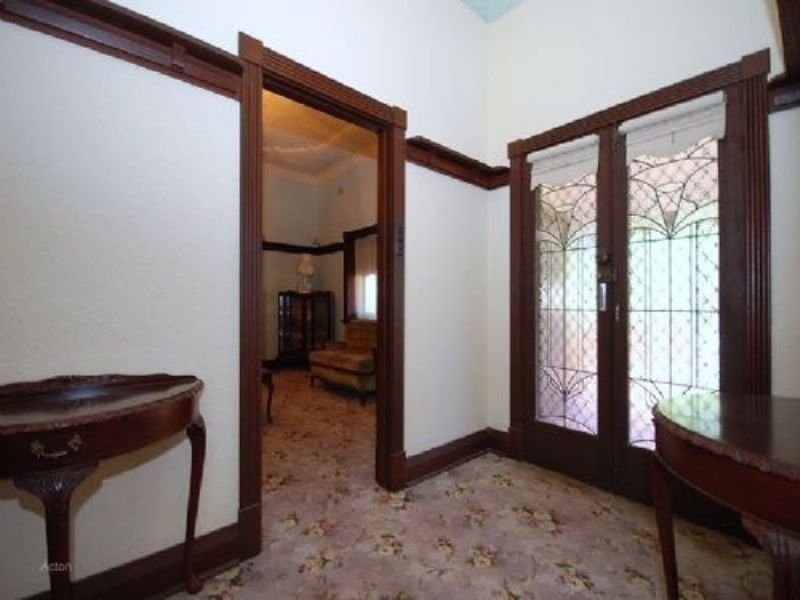 26 Hobbs Avenue, Dalkeith WA 6009