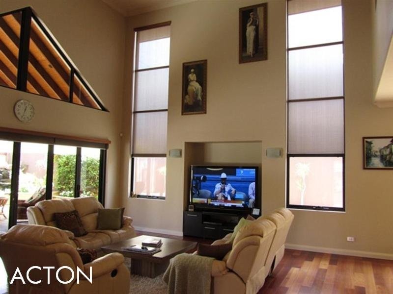 10 Gulli Court, Mount Claremont WA 6010