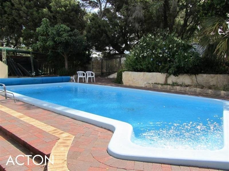 39 Mayfair Street, Mount Claremont WA 6010