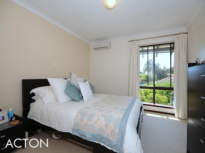 2/11 Airlie Street, Claremont WA 6010