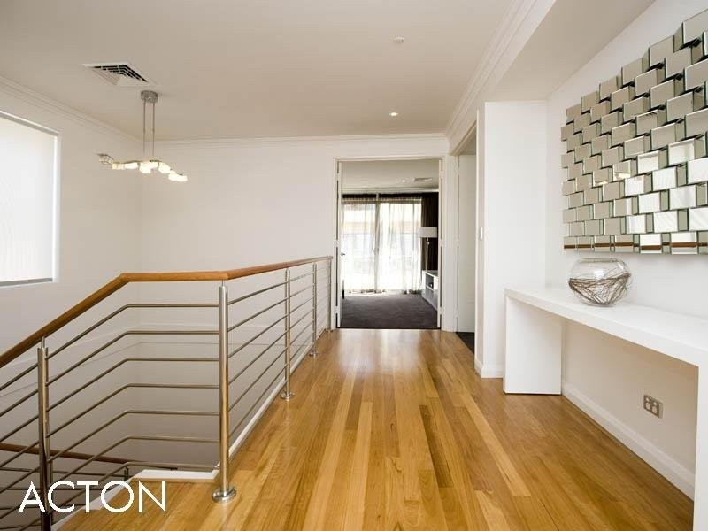 10 Derry Lane, Mosman Park WA 6012