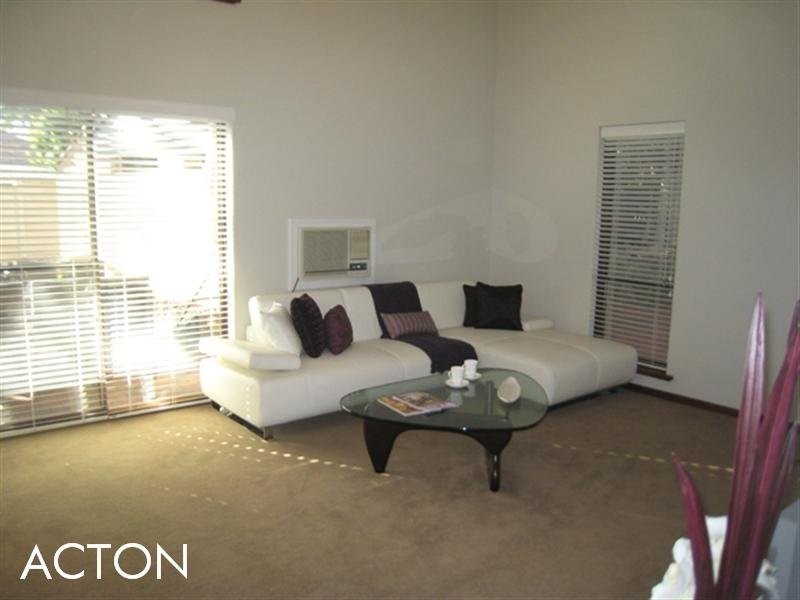 6/10 Richardson Avenue, Claremont WA 6010