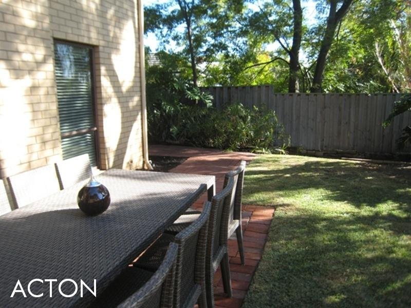 6/10 Richardson Avenue, Claremont WA 6010