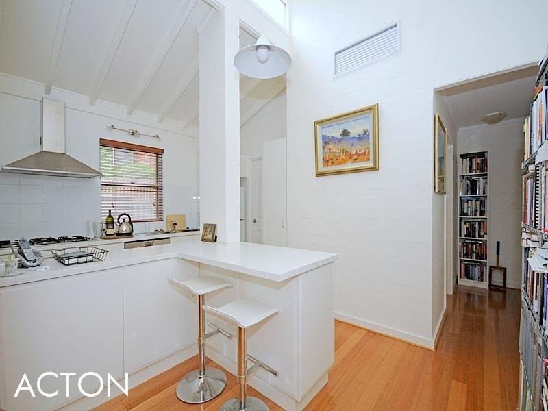 1/20 Princess Road, Crawley WA 6009